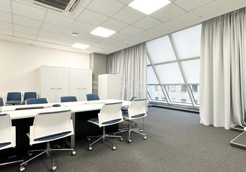 Снять офис в Санкт-Петербурге 1 329 кв.м. Фото №1