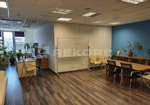 Сдается в аренду в Спб 85 кв.м. Фото №3