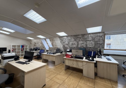 Снять офис в Санкт-Петербурге 175 кв.м. Фото №1