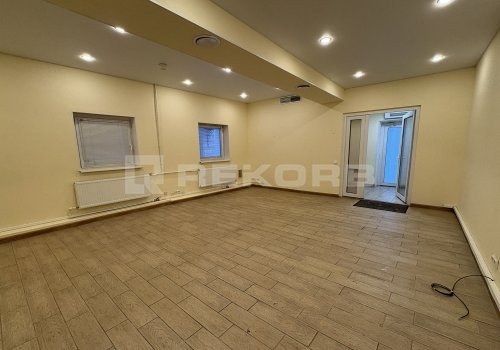 Офис в аренду в Санкт-Петербурге 70 кв.м. Фото №1
