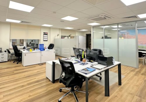 Предлагается в аренду в Спб 365 кв.м. Фото №1