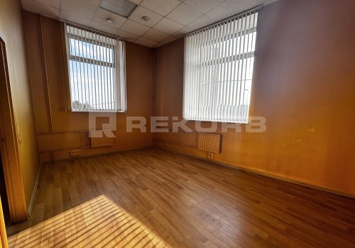 Офис у метро Выборгская в Санкт-Петербурге 80 кв.м. Фото №3