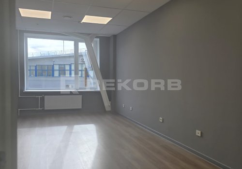 Офис у метро Пионерская в Санкт-Петербурге 528 кв.м. Фото №3