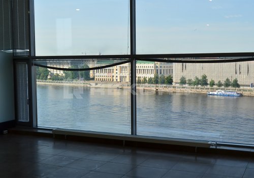 Помещение в Санкт-Петербурге 220 кв.м. Фото №1