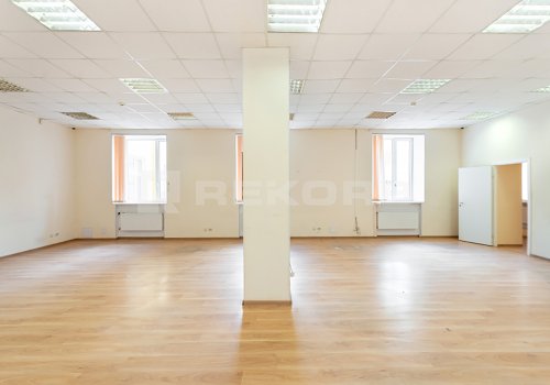 Предлагается в аренду в Спб 240 кв.м. Фото №1