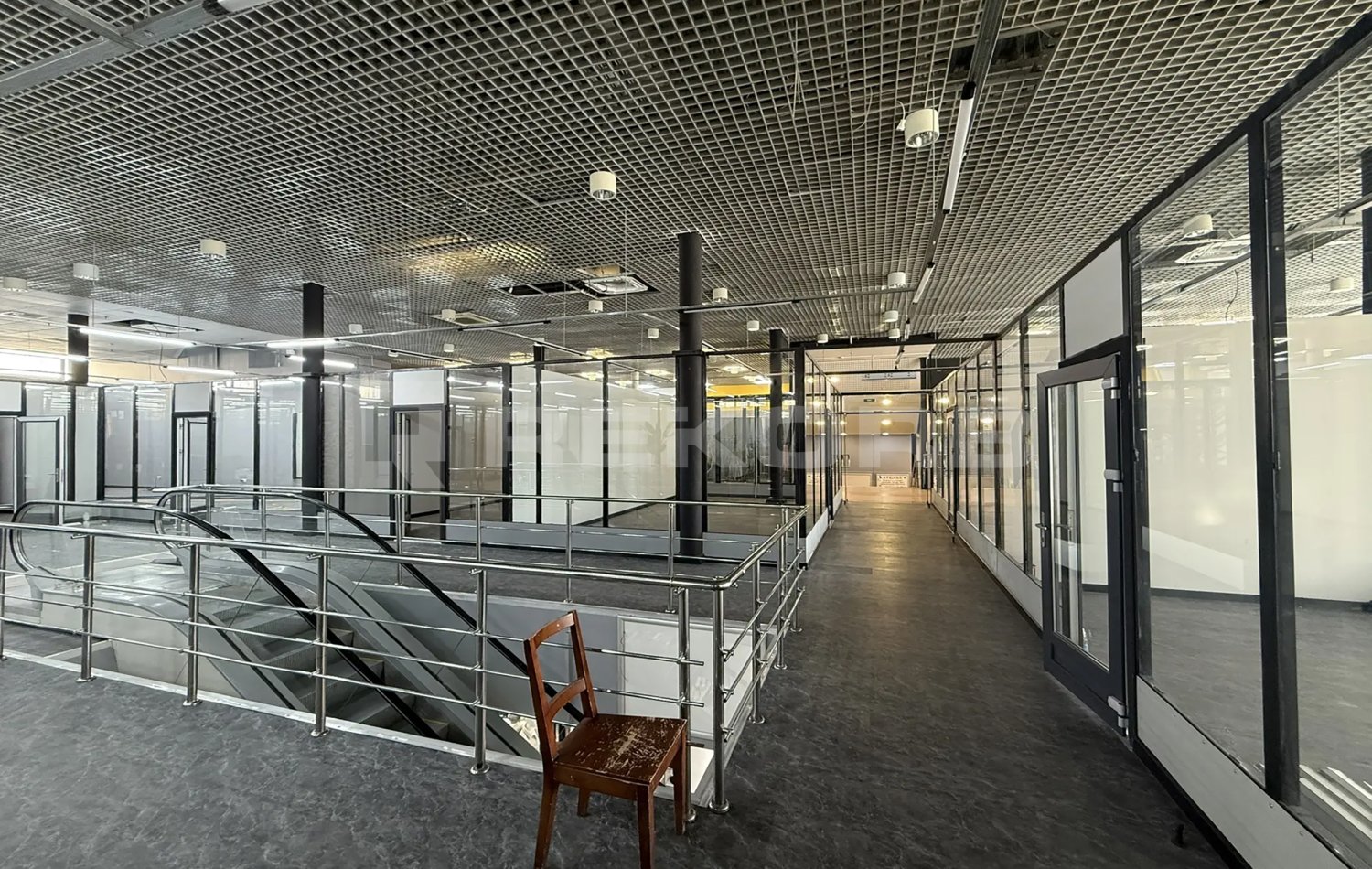 Офис в аренду 1 000 кв.м. в ТРК Культпросвет - фото 1