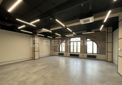 Продается помещение в Спб 1 956 кв.м. Фото №1