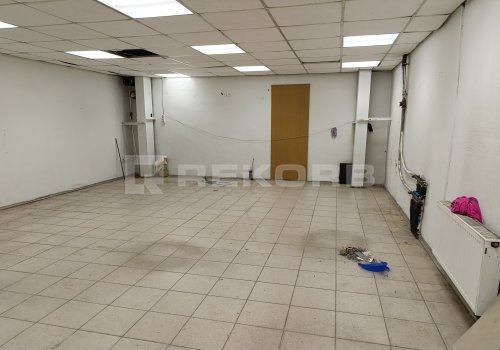 Офис в Кировском районе в Санкт-Петербурге 76 кв.м. Фото №2