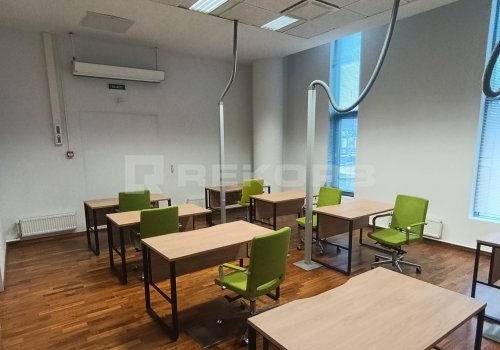 Офисное помещение в Санкт-Петербурге 148 кв.м. Фото №1