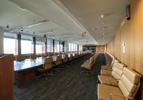 У налоговой №23 предлагается офис в Санкт-Петербурге 540 кв.м. Фото №1