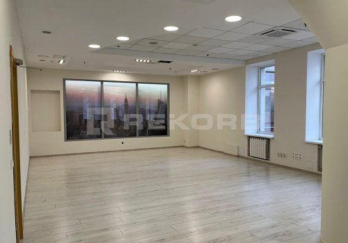 Офис у метро Василеостровская в Санкт-Петербурге 76 кв.м. Фото №3