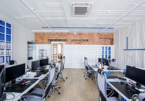 Сдается в Санкт-Петербурге  кв.м. Фото №3