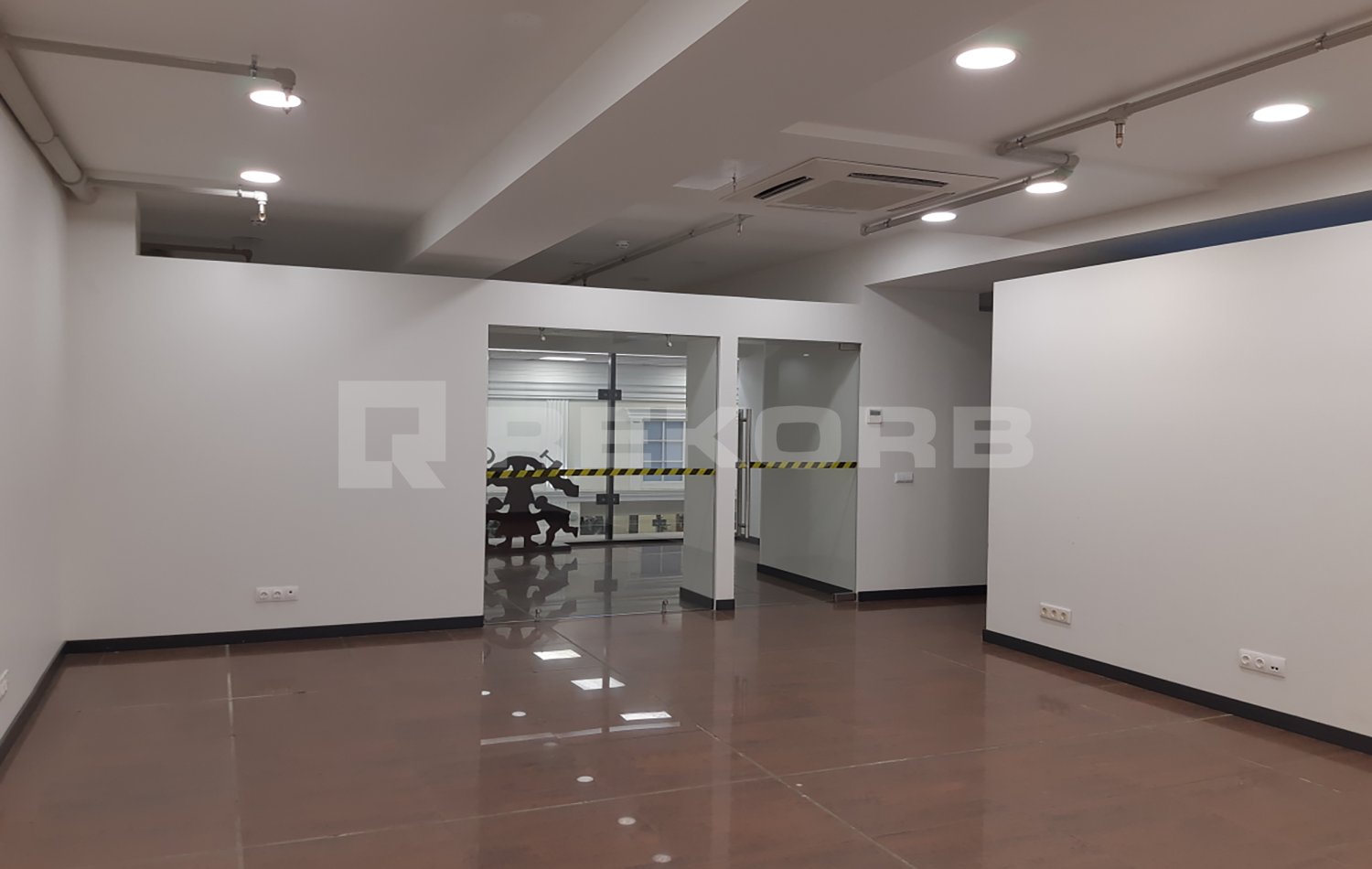 Офис в аренду 154 кв.м. в БЦ Светлановский - фото 2