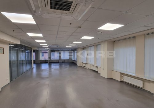 Предлагается в аренду в Спб 542 кв.м. Фото №