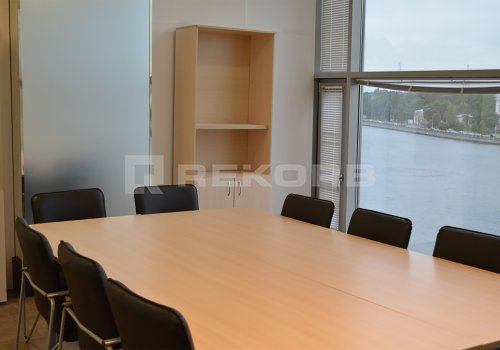 Помещение в Санкт-Петербурге 220 кв.м. Фото №3