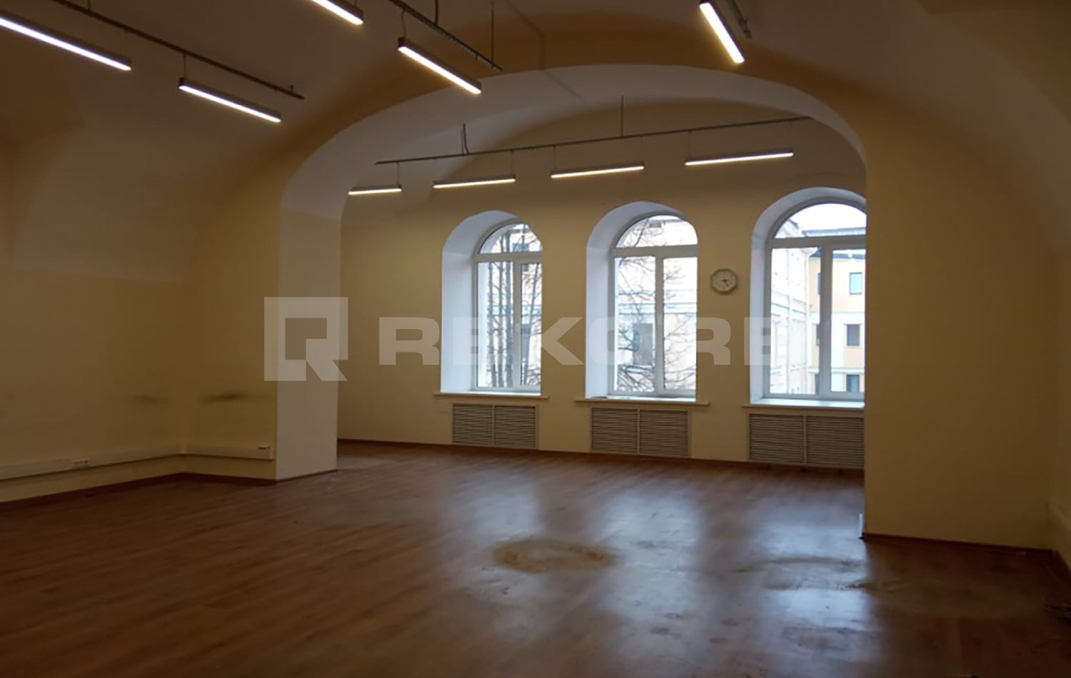 Офис в аренду 95 кв.м. в БЦ Арсенал на Комсомола 1-3 - фото 1