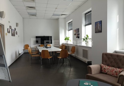 Офис без комиссии в Санкт-Петербурге 1 085 кв.м. Фото №3