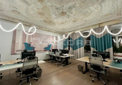 В аренду предлагается в Санкт-Петербурге  кв.м. Фото №2