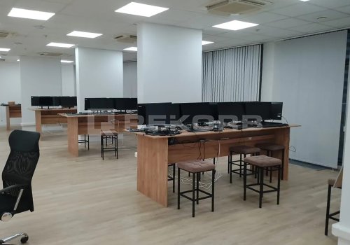 Аренда офиса в Санкт-Петербурге 1 500 кв.м. Фото №