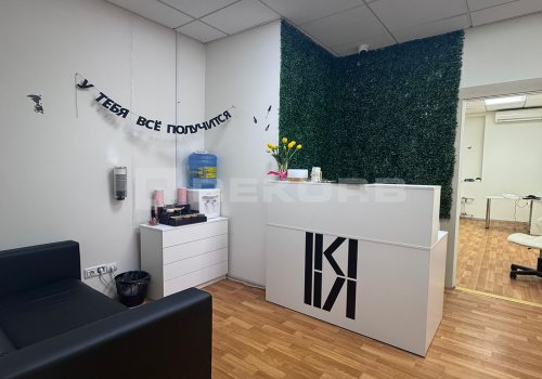 Офис у метро Достоевская в Санкт-Петербурге 125 кв.м. Фото №1