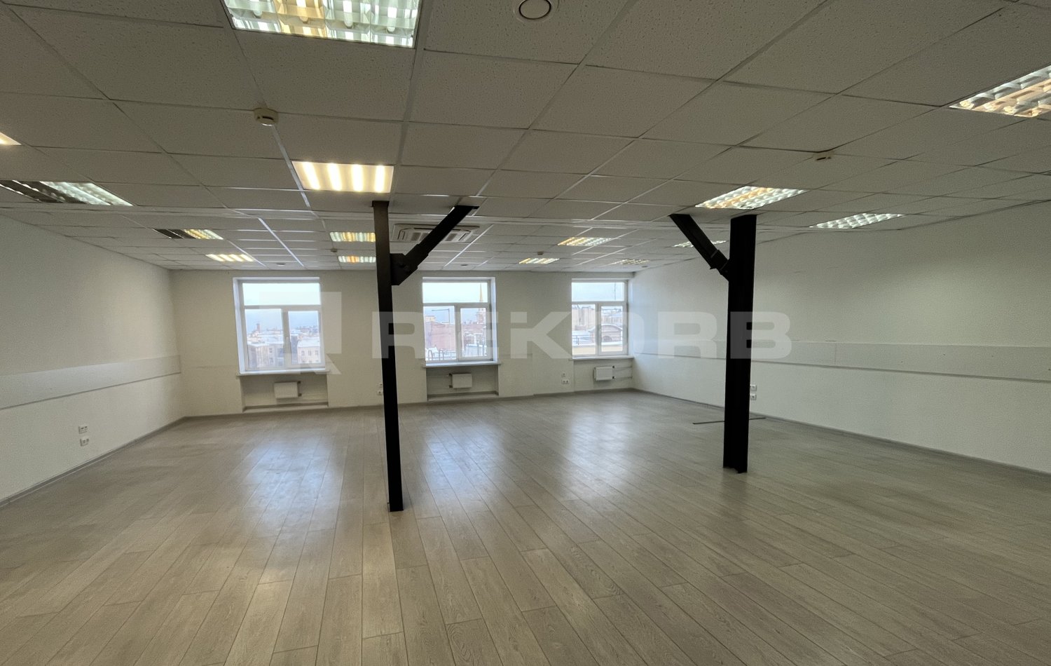 Офис в аренду 511 кв.м. в БЦ Призма - фото 1