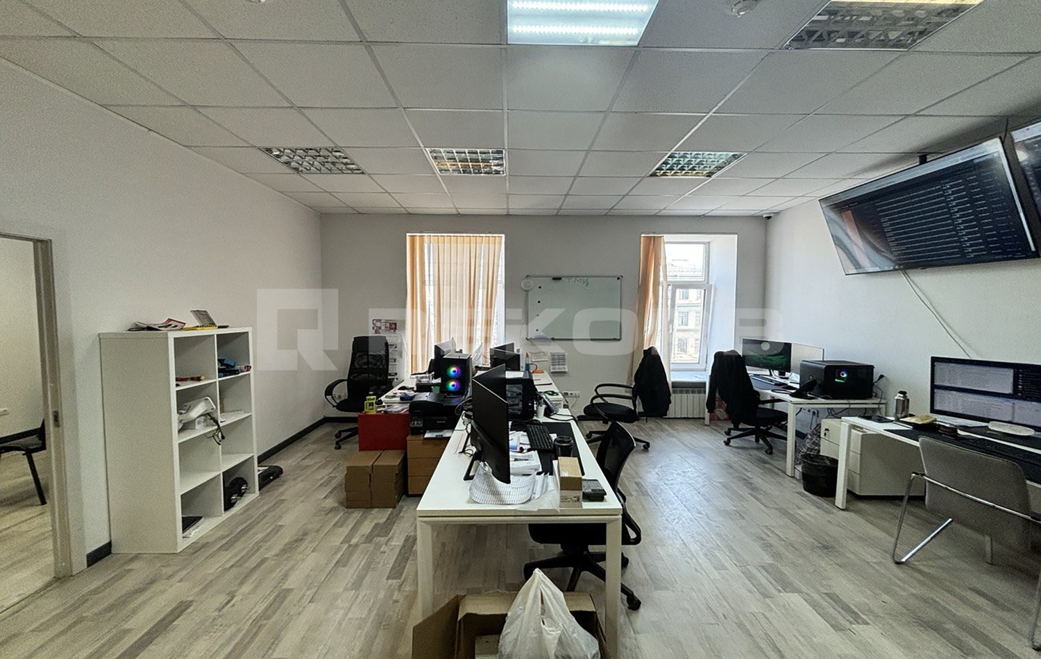 Офис в аренду 58 кв.м. в БЦ Маяк - фото 1