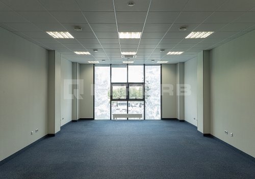 Дорогой офис в Санкт-Петербурге 67 кв.м. Фото №1