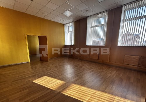 Офис у метро Выборгская в Санкт-Петербурге 80 кв.м. Фото №1