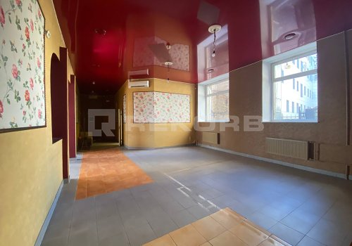 Офис у метро Выборгская в Санкт-Петербурге 160 кв.м. Фото №1