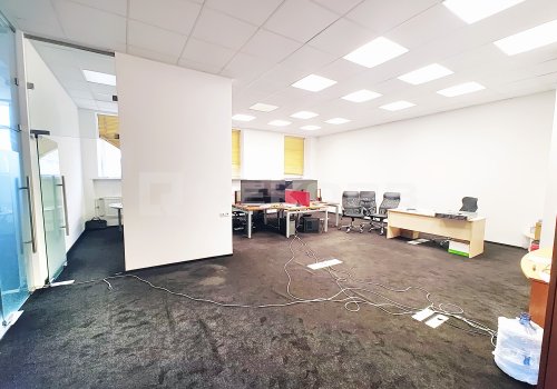 Офисное помещение в Санкт-Петербурге 81 кв.м. Фото №1