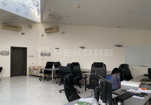 Предлагается на продажу в Спб 437 кв.м. Фото №3