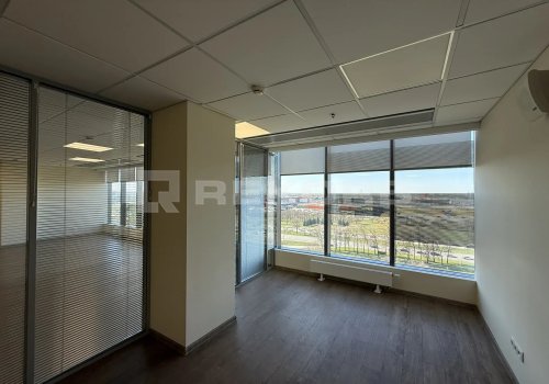 Аренда офиса в Санкт-Петербурге 102 кв.м. Фото №3