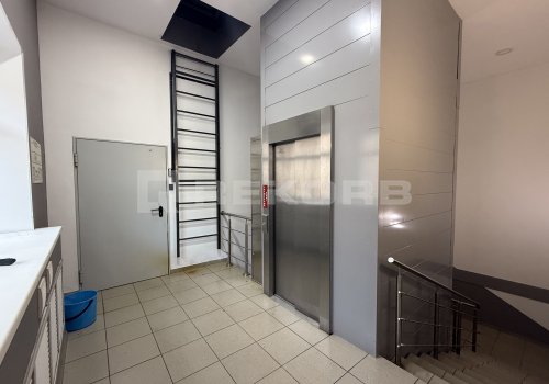 Снять офис в Санкт-Петербурге 175 кв.м. Фото №1