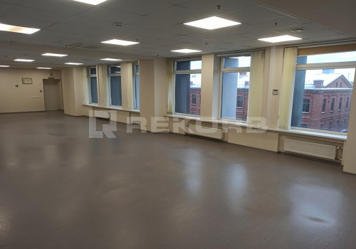 Предлагается в аренду в Спб 542 кв.м. Фото №