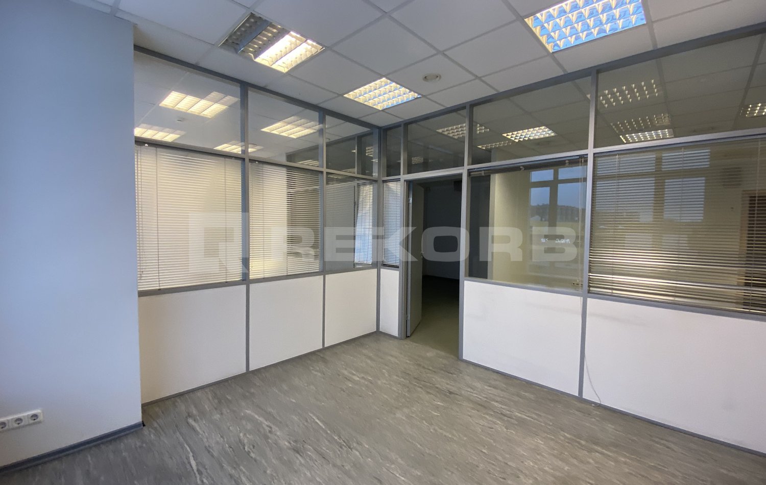 Офис в аренду 82 кв.м. в БЦ Варшавский - фото 1