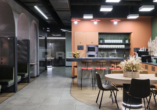 Сдается в Санкт-Петербурге  кв.м. Фото №2