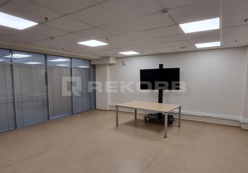 Предлагается в аренду в Спб 542 кв.м. Фото №