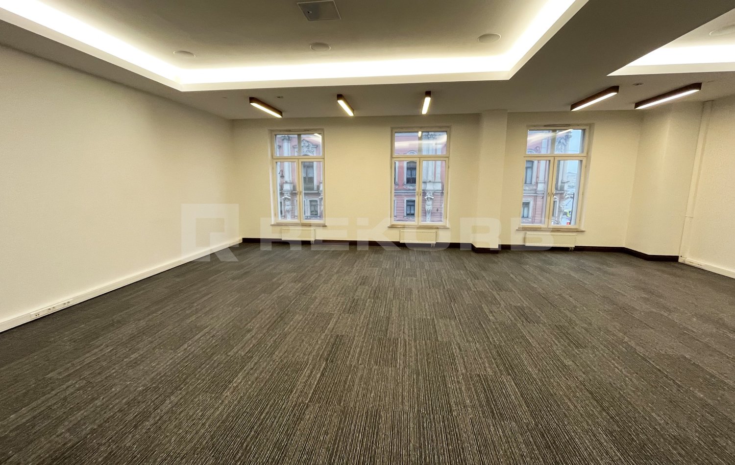 Офис в аренду 269 кв.м. в БЦ Невский 68 - фото 2