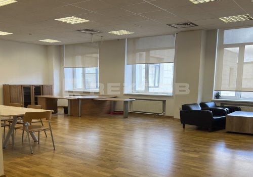 Предлагается помещение в Спб 110 кв.м. Фото №1