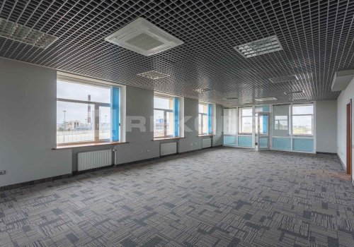 Сдается в аренду в Спб 68 кв.м. Фото №1