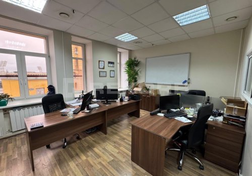 Сдается в аренду в Спб 210 кв.м. Фото №3