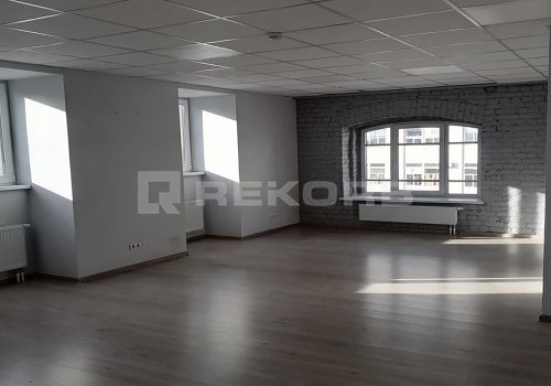 Предлагается в аренду в Спб 218 кв.м. Фото №1