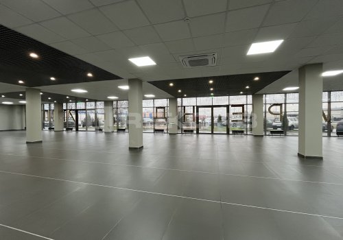 Предлагается помещение в Спб 660 кв.м. Фото №1