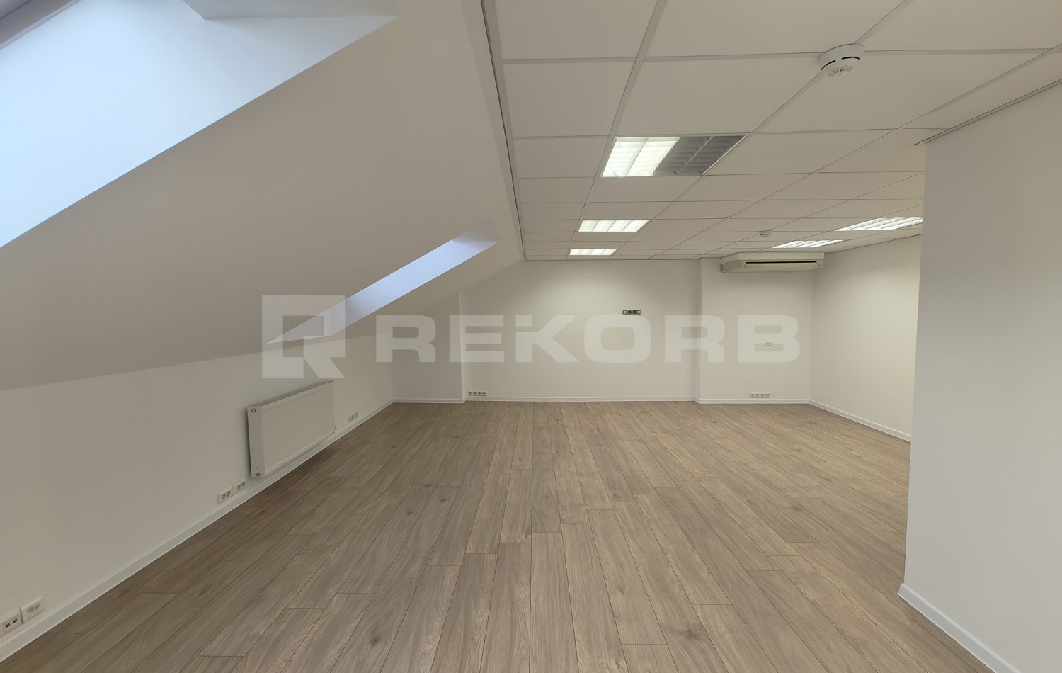 Офис в аренду 188 кв.м. в БЦ НРК - фото 4