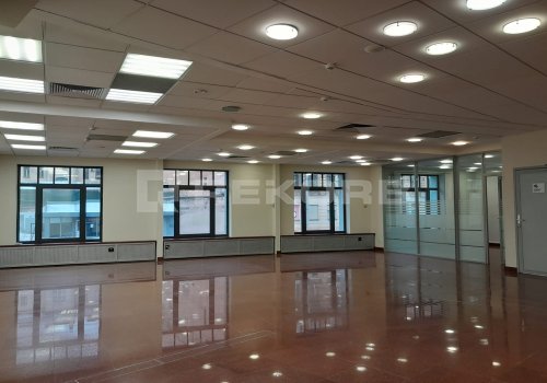 Сдается помещение в Спб 236 кв.м. Фото №1