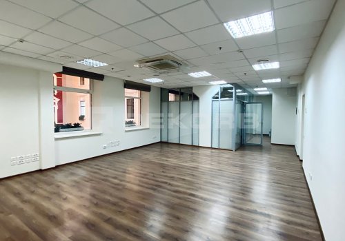 Снять офис в Санкт-Петербурге 81 кв.м. Фото №1