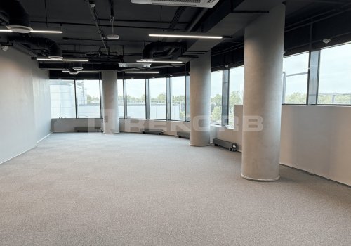 Офис в Невском районе в Санкт-Петербурге 242 кв.м. Фото №1