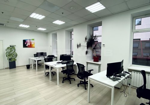 Снять офис в Санкт-Петербурге 179 кв.м. Фото №1