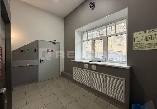 Снять офис в Санкт-Петербурге 175 кв.м. Фото №3