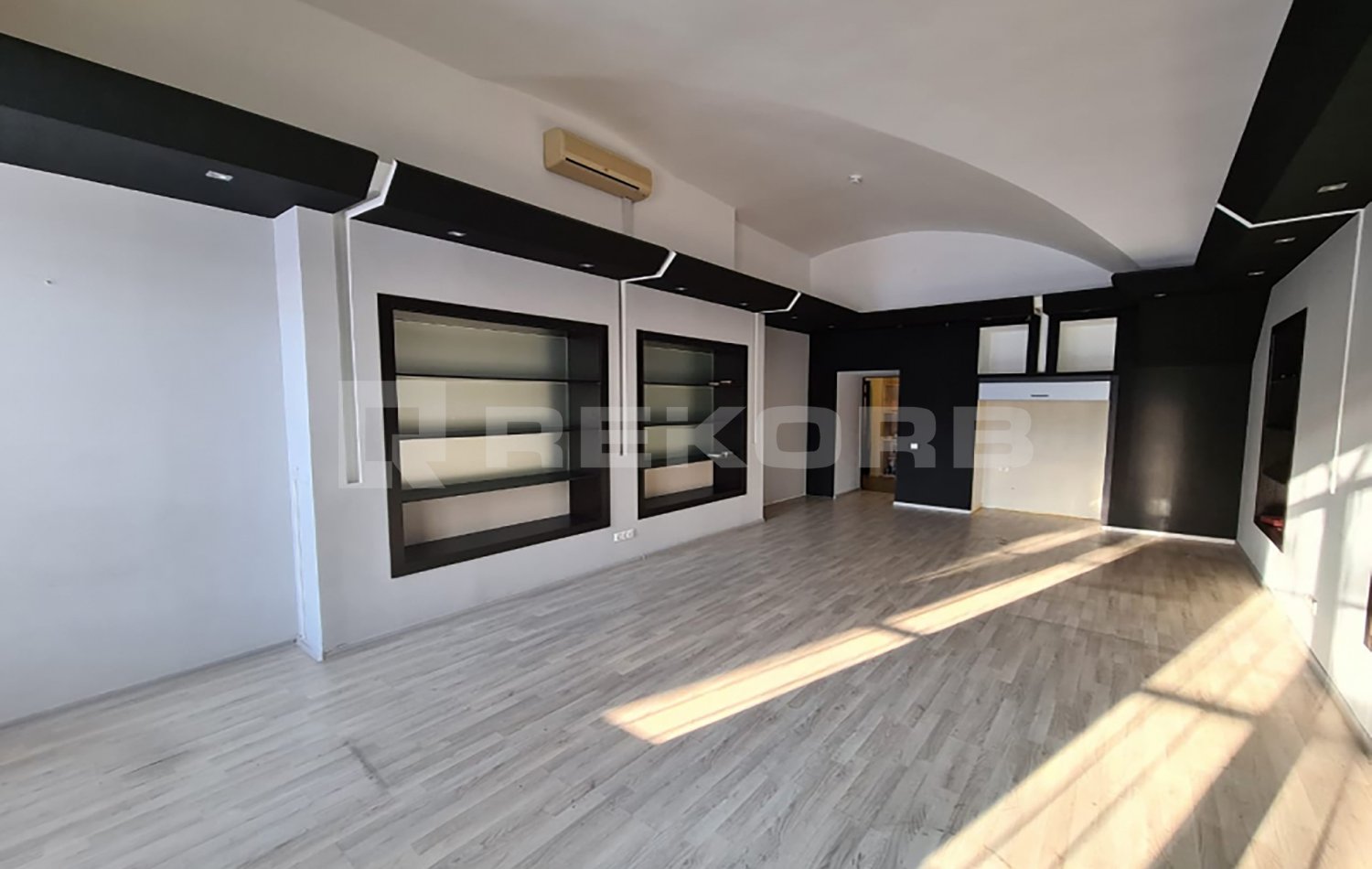 Офис в аренду 117 кв.м. в БЦ Арсенал на Комсомола 1-3 - фото 2